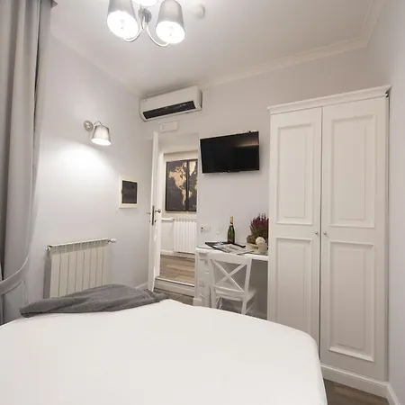 Sacconi Palace