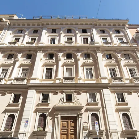 ベッド・アンド・ブレックファスト Sacconi Palace