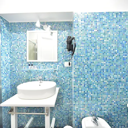 Sacconi Palace 4* ローマ